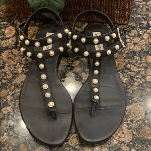 Gorgeous Steve Madden Pearl Sandals- LIKE NEW